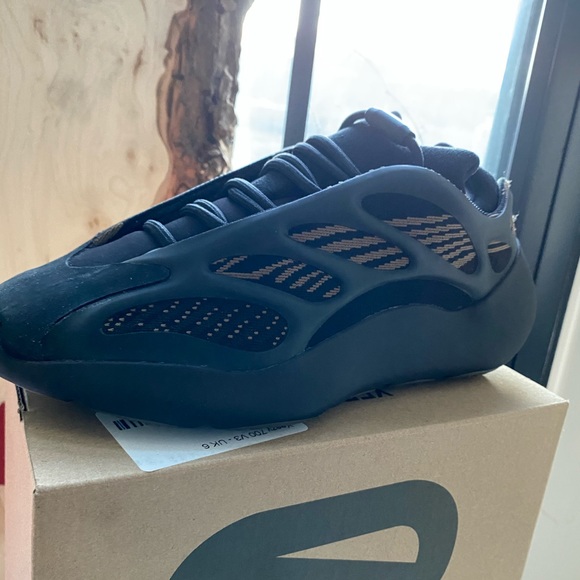 Adidas yeezy 700 V3 clay brown - Picture 4 of 7